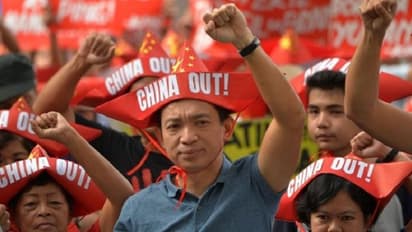 कर्ज देकर छोटे देशों को अपने जाल में फंसा रहा है 'ड्रैगन', चीन के कर्ज से पाकिस्तान बर्बाद होने की कगार पर