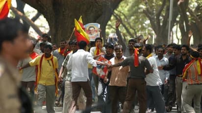 ಕನ್ನಡಪರ ಹೋರಾಟಗಾರರ ವಿರುದ್ಧ ಜಾಮೀನು ರಹಿತ ಪ್ರಕರಣ