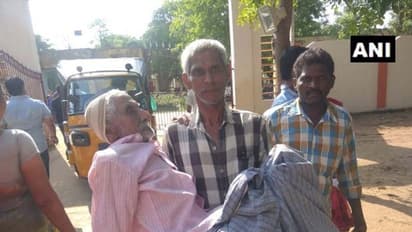 ఏపీ ఎన్నికల్లో విషాదం: పోలింగ్ కేంద్రాల్లోనే ప్రాణాలొదిలిన 9 మంది