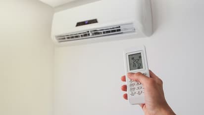 20,000 के डिस्काउंट पर घर लाएं 1.5 टन का AC, ऑफ सीजन में करें बड़ी सेविंग