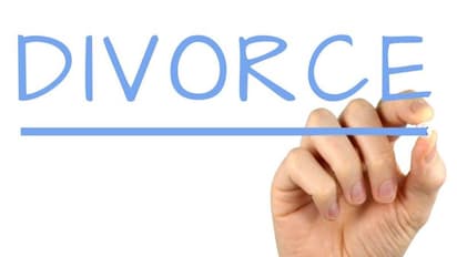 'കുളിക്കാന്‍ പറഞ്ഞാല്‍ പെര്‍ഫ്യൂം അടിക്കും'; കുളിക്കാത്ത ഭര്‍ത്താവിനെ വേണ്ടെന്ന് യുവതി