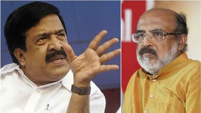 'മണ്ണെണ്ണ ഒഴിച്ചയാള് ഒരു കണ്ണാടിയാണ്, അതില് പ്രതിഫലിക്കുന്നത് ചെന്നിത്തലയുടെ മുഖം'; തോമസ് ഐസക്