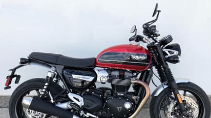 Triumph : വാഹനപ്രേമികള്ക്ക് കാത്തിരിക്കാം; കീശയ്ക്ക് ഒതുങ്ങുന്ന ക്ലാസിക്ക് മോഡലുകള് അപഡേറ്റ് ചെയ്ത് ട്രയംഫ്