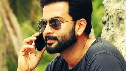 വില 30 ലക്ഷം കുറച്ചുകാട്ടി, പൃഥ്വിരാജിന്റെ കാറിന്റെ രജിസ്ട്രേഷന് തടഞ്ഞു!