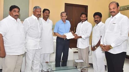 గవర్నర్కు జగన్ చేసిన ఫిర్యాదుపై ఈసీ ఆరా