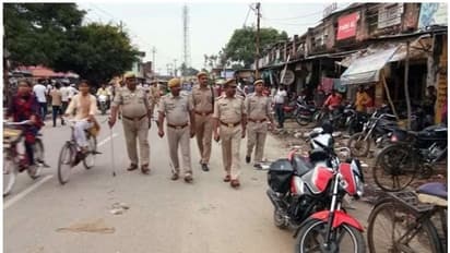 बिटिया ने चलाई बुलेट तो दबंगों को नहीं आया रास, कर दिया पिता पर जानलेवा हमला