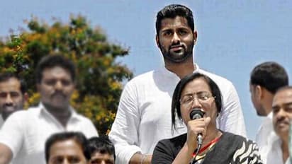 'ಮಂಡ್ಯಕ್ಕೆ ಅಂಬಿ ಕೊಂಡೊಯ್ಯಬೇಕಂದಿದ್ದು ನಾನು, ತಂದೆ ಮೇಲಾಣೆಗೂ ಇದು ಸತ್ಯ'