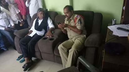 పోరాటాలు చేసేవారంతా కేసీఆర్కు శత్రువులే: మంద కృష్ణ మాదిగ