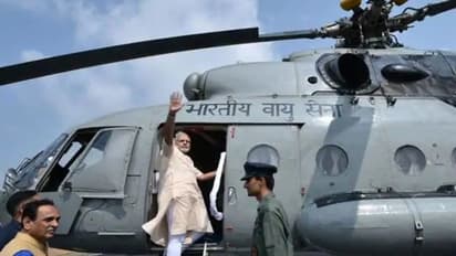 మోడీ హెలికాఫ్టర్ తనిఖీ: ఎన్నికల పరిశీలకుడు సస్పెన్షన్