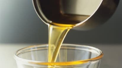 ಸ್ಕಿನ್ ಗ್ಲೋ ಆಗಲು ದೇಸೀ ತುಪ್ಪವೆಂಬ ಮನೆ ಮದ್ದು....