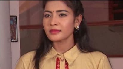 कार में सवार 4 तेलगु एक्ट्रेस का एक्सीडेंट, 2 की मौत