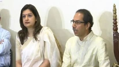 ಶಿವ ಸೇನೆ ಸೇರಿದ ಕಾಂಗ್ರೆಸ್ ಪ್ರಮುಖ ನಾಯಕಿ