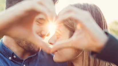 ಪ್ರೀತಿಯಲ್ಲಿ ಬೀಳುವ ಮುನ್ನ ಪ್ರೇಮದ ಮಂತ್ರವನ್ನು ತಿಳಿಯಿರಿ