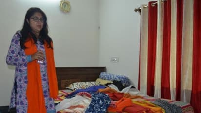 बंगाल में भाजपा नेता लॉकेट चटर्जी के घर हमला, टीएमसी पर आरोप