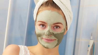 ব্রণ ও দাগ থেকে মুক্তি পেতে, কাজে লাগান তুলসী পাতা অব্যর্থ এই টোটকা