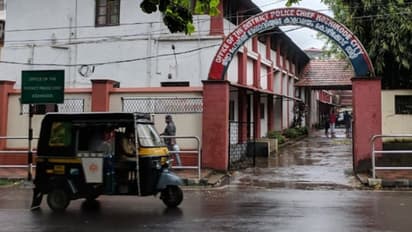 Kerala Police| വാടക കുടിശ്ശിക ചോദിച്ചതിന് വ്യാജപീഡന പരാതി നൽകിയ വനിത എസ്.ഐക്ക് സസ്പെൻഷൻ