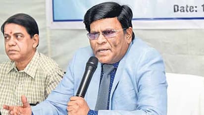 మాస్ హిస్టీరియాతోనే విద్యార్థుల ఆత్మహత్యలు: అశోక్ వితండవాదం