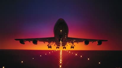 ഇന്ത്യയില് 'പറക്കുന്നവരുടെ' എണ്ണം കൂടുന്നു; പുതിയ റൂട്ടുകളും ടിക്കറ്റിന് ഓഫറുകളും പ്രഖ്യാപിച്ച് ഇന്ത്യന് വിമാനക്കമ്പനികള്