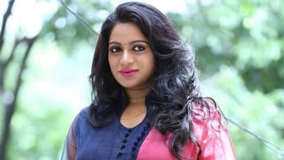 యాంకర్ ఉదయభానును తొక్కేసింది ఎవరు? ఆమె కెరీర్ ఎందుకు నాశమైంది?