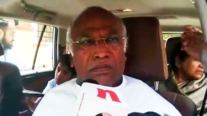 Mallikarjun Kharge trails in Kalaburagi, faces uphill battle against Umesh Jadhav