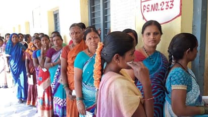 Assembly Elections : తెలంగాణ మహిళలు రాజకీయాలు చేయలేరా?