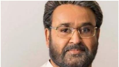 രാഷ്ട്രീയക്കാരനായി കയ്യടി നേടി, ഇനി പ്രധാനമന്ത്രിയായി തിളങ്ങാൻ മോഹൻലാല്!