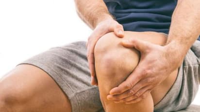 Knee Pain :  മുട്ട് വേദന മാറുന്നേയില്ലെങ്കില്‍ നിങ്ങള്‍ പരിശോധിക്കണ്ട മറ്റ് മൂന്ന് കാര്യങ്ങള്‍...