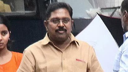 அதிமுக அமைச்சருக்கு எதிராக வீடியோ ஆதாரம்... டி.டி.வி.தினகரன் ஏவும் அடுத்த அஸ்திரம்..!