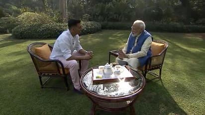 Akshay Kumar engages in completely ‘non political' conversation with PM Modi