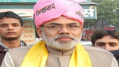 প্রচারে মোদীর 'যমজ'! এক ভোট, এক নোট স্লোগানে শোরগোল