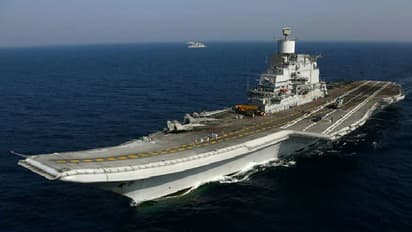 INS ವಿಕ್ರಮಾದಿತ್ಯ ಯುದ್ಧ ನೌಕೆಯಲ್ಲಿ ಬೆಂಕಿ, ನೌಕಾಧಿಕಾರಿ ಸಾವು!