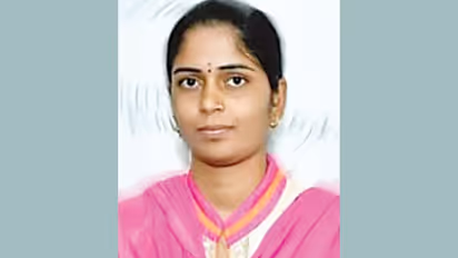 3 ವರ್ಷಕ್ಕೆ 13 ಸರ್ಕಾರಿ ನೌಕರಿ ಗಿಟ್ಟಿಸಿದ ರೇಣುಕಾ