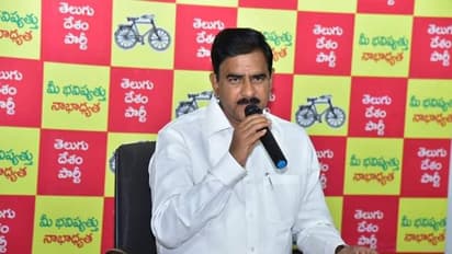 ప్రధానితో జగన్ భేటీ... విజయసాయికి కేంద్ర మంత్రి పదవి కోసమే...: దేవినేని ఉమ