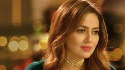 சிம்பு பட நடிகை சனாகானின் காதலர் இவரா? அவரே வெளியிட்ட நெருக்கமான புகைப்படம்!