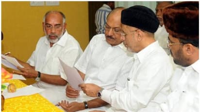 മുസ്ലീംലീഗ് - സമസ്ത നേതാക്കൾ പാണക്കാട് ചർച്ച നടത്തി: ഒറ്റക്കെട്ടായി മുന്നോട്ട് പോകാൻ ധാരണ