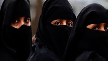 இன்று முதல் பர்தா அணிய தடை ! அரசு அதிரடி உத்தரவு !!