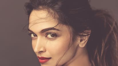 যৌন হেনস্থায় অভিযুক্ত পরিচালকের সঙ্গে কাজ! দীপিকার উপরে ক্ষোভ প্রকাশ নেটিজেনদের