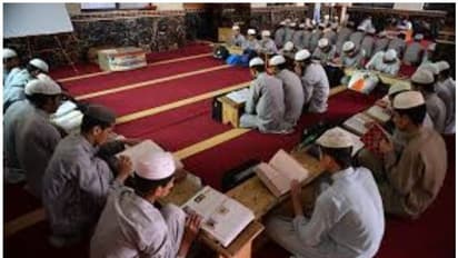 Madrassa Survey: ಯುಪಿಯಲ್ಲಿ ಮಾನ್ಯತೆ ಪಡೆಯದ ಮದರಸಾಗಳ ಸಮೀಕ್ಷೆ: ಓವೈಸಿ ವಿರೋಧ