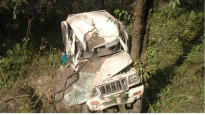 গাড়ি গড়িয়ে খাদে, সিকিমে প্রাণ গেল পাঁচ বাঙালির