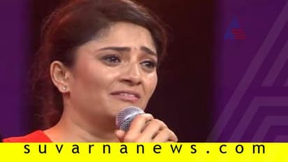 ವೇದಿಕೆ ಮೇಲೆ ಕಣ್ಣೀರಿಟ್ಟ ಸ್ಯಾಂಡಲ್‌ವುಡ್ ನಟಿ!