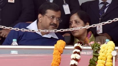 After Kejriwal questioned Priyanka, it is wife Sunita’s turn