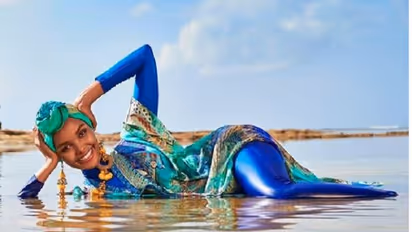 ರೂಪದರ್ಶಿ ಲೋಕದಲ್ಲಿ ಹೊಸ ಇತಿಹಾಸ, ಹಿಜಬ್ ಧರಿಸಿ ಪೋಸ್ ನೀಡಿದ ಮಾಡೆಲ್