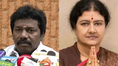 சசிகலா வெளியே வந்தால் அதிமுகவில் நிச்சயம் சலசலப்பு இருக்கும்... அடித்து கூறும் கருணாஸ்..!