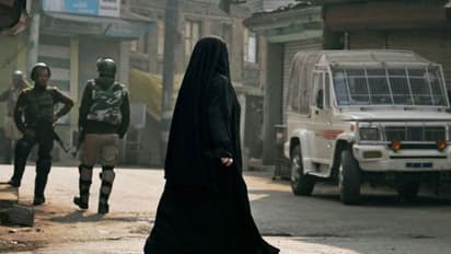 కేరళలో బుర్ఖా ధరించిన ఆలయ పూజారీ.. ఎందుకో తెలుసా?