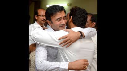 సుభాషణ్ రెడ్డి మృతికి జగన్ నివాళి (ఫొటోలు)