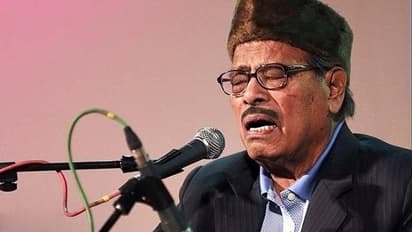 সঙ্গীত জীবনের বিশেষ কিছু মুহূর্তের কোলাজ রইল মান্না দে-র শততম জন্মদিনে