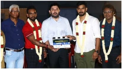 'இருட்டு அறையில் முரட்டு குத்து' பட இயக்குனருடன் இணைந்த பிரபல நடிகர்!