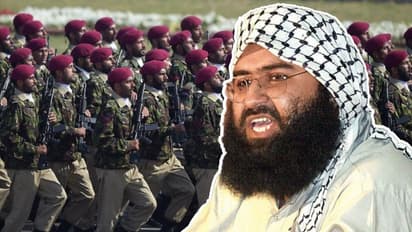 दहशत में मसूद अजहर, हर 48 घंटे में ठिकाना बदल रही पाकिस्तानी सेना