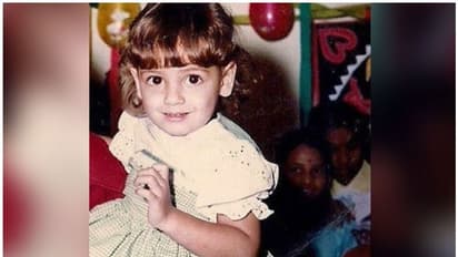 'ഈ പെണ്കുട്ടിയെ അറിയുമോ'; സൂപ്പര് നായികയുടെ ബാല്യകാല ചിത്രങ്ങള് ഹിറ്റ്