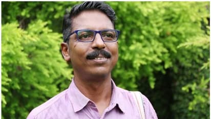 ജിനേഷ് മടപ്പള്ളി അവാർഡ് കുഴൂർ വിൽസന്